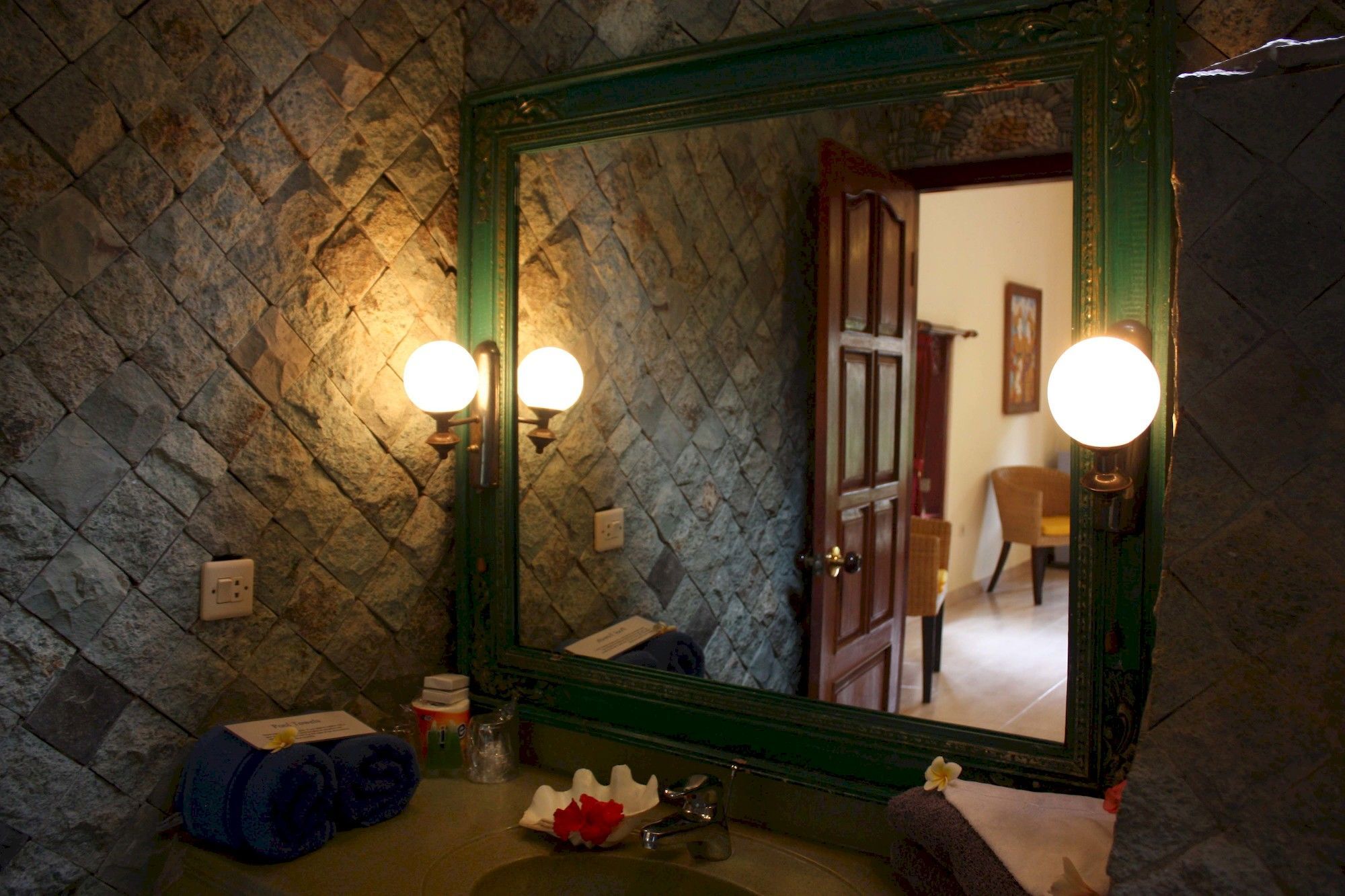 Rambutan Hotel Lovina Εξωτερικό φωτογραφία